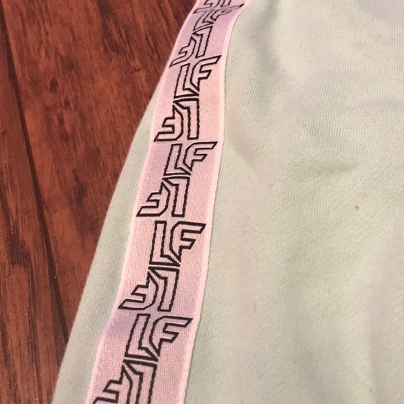 LF the brand cropped sweatshirt - Picture 3 of 7